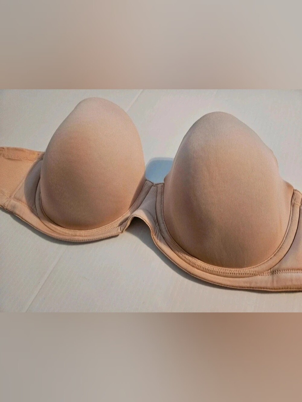 34DDD(F) Wacoal Strapless Bra